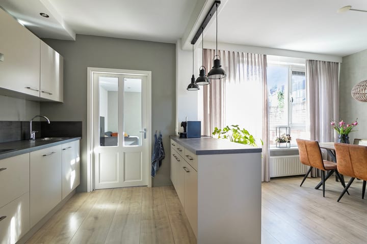 Foto 10 van Pr. Bernhardstraat 34