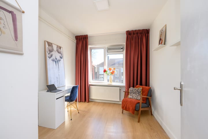 Foto 9 van Stationsplein 139