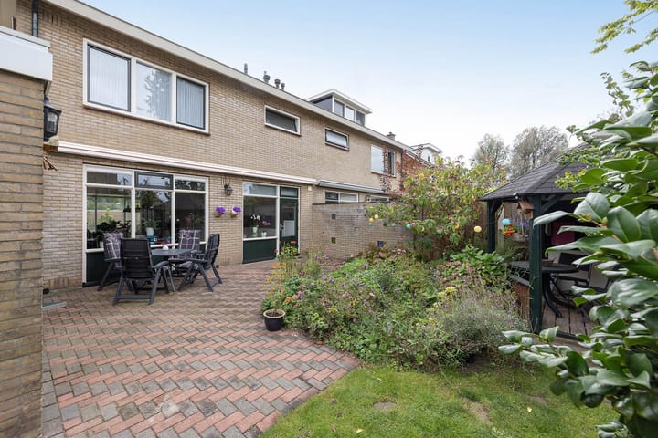 Foto 18 van Dr Frederiksstraat 38