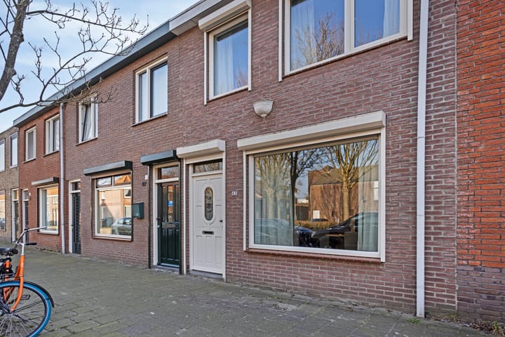 Foto 1 van Oeverstraat 45