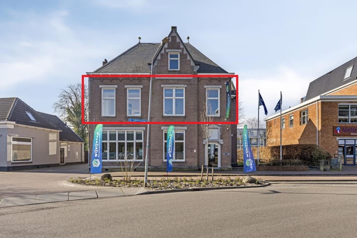 Photo 2 of Tolberterstraat 35