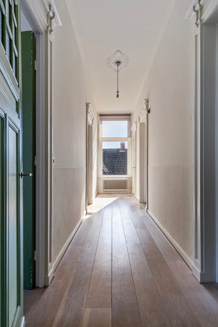 Photo 6 of Tolberterstraat 35