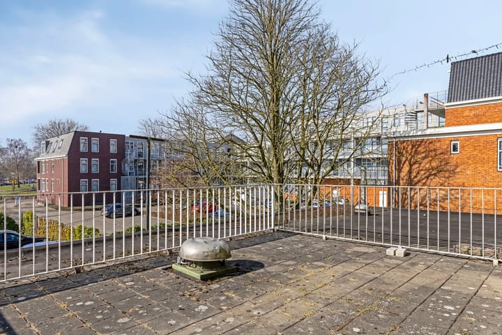 Photo 13 of Tolberterstraat 35