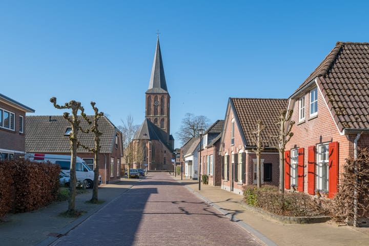 Foto 2 van Ruurloseweg 13