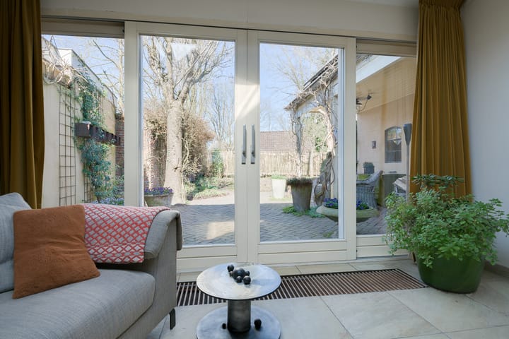 Photo 11 of Ruurloseweg 13