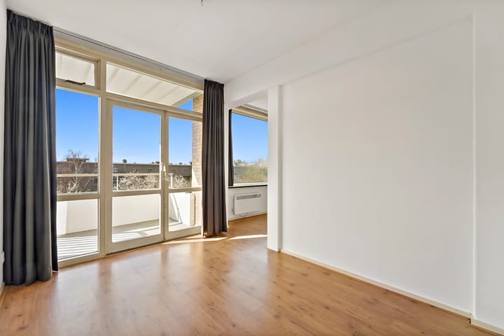 Foto 9 van Elisabeth Brugsmaweg 1-304