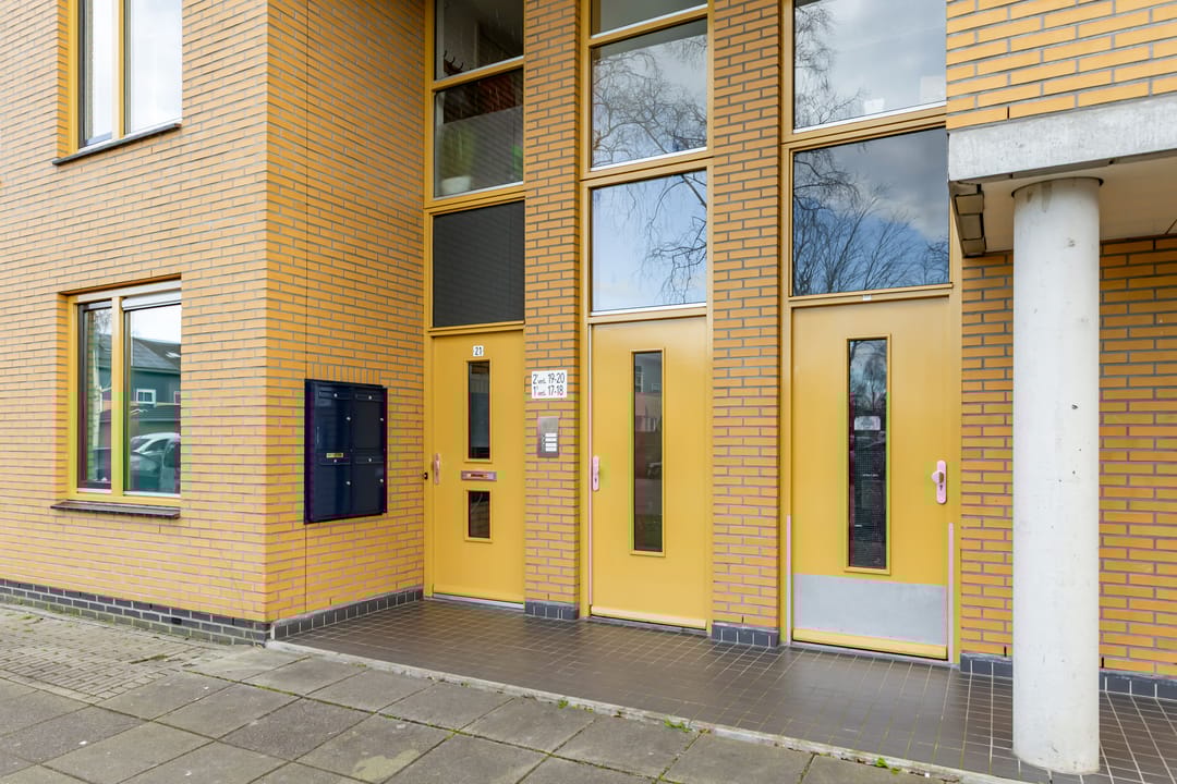 Photo 2 of Voorjaarstraat 18