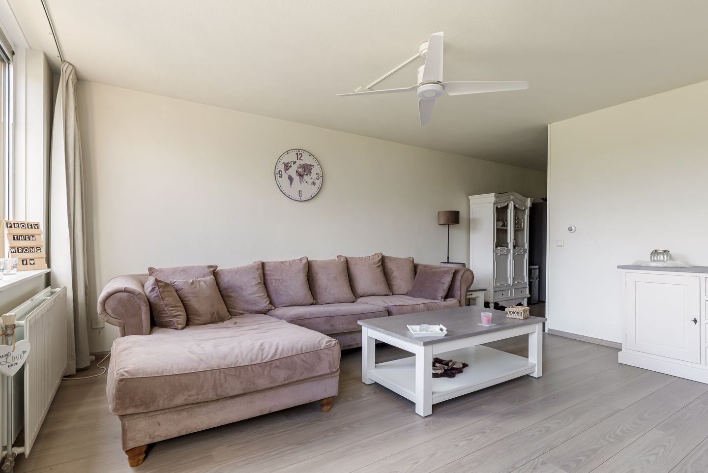 Photo 14 of Voorjaarstraat 18