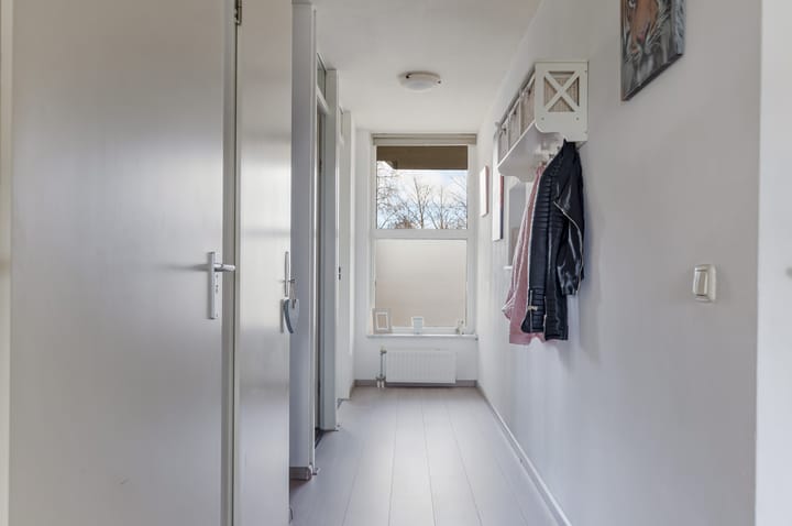 Photo 20 of Voorjaarstraat 18