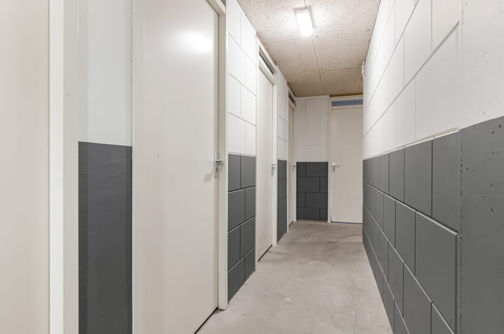 Photo 36 of Voorjaarstraat 18