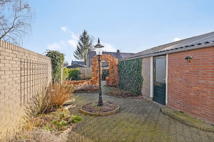 Photo 20 of Bizetlaan 20