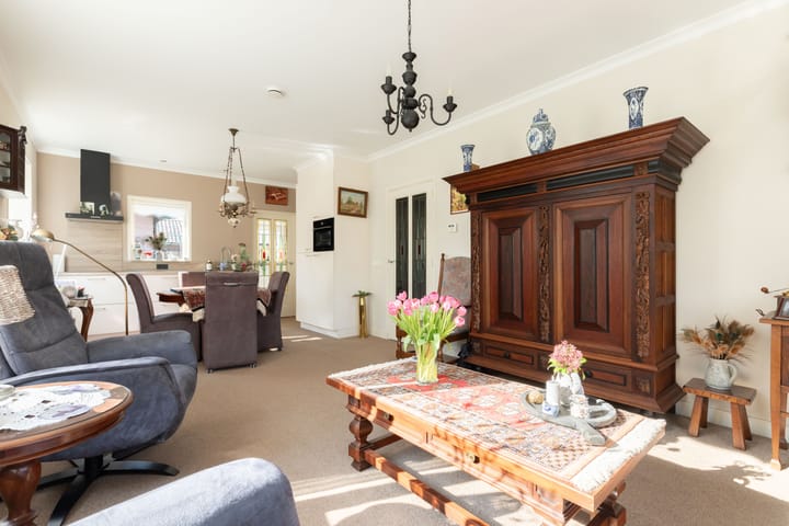 Foto 13 van Versteeglaan 15