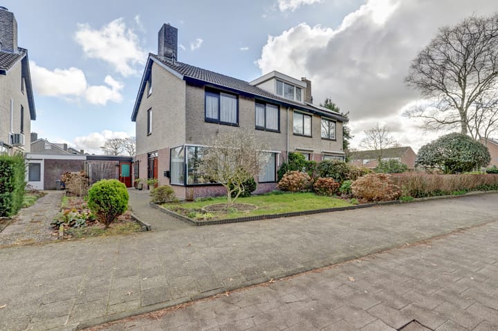 Foto 1 van Melkweg 57