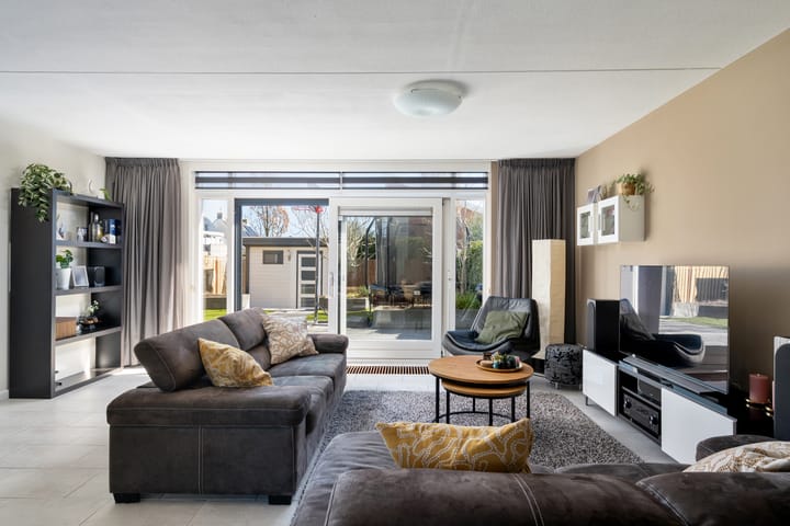 Foto 9 van Ouvertureweg 14