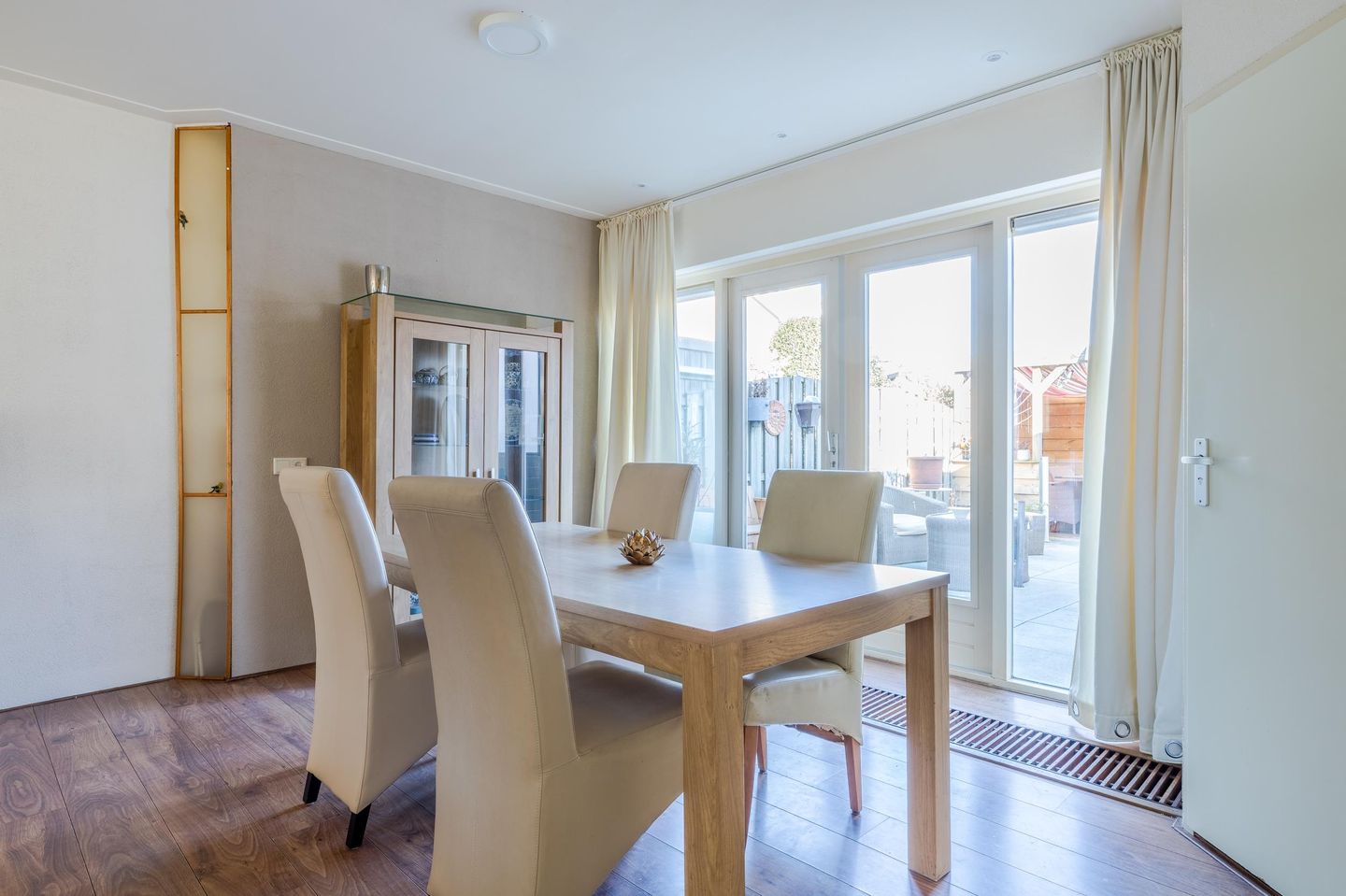 Foto 10 van Crosestein 1107