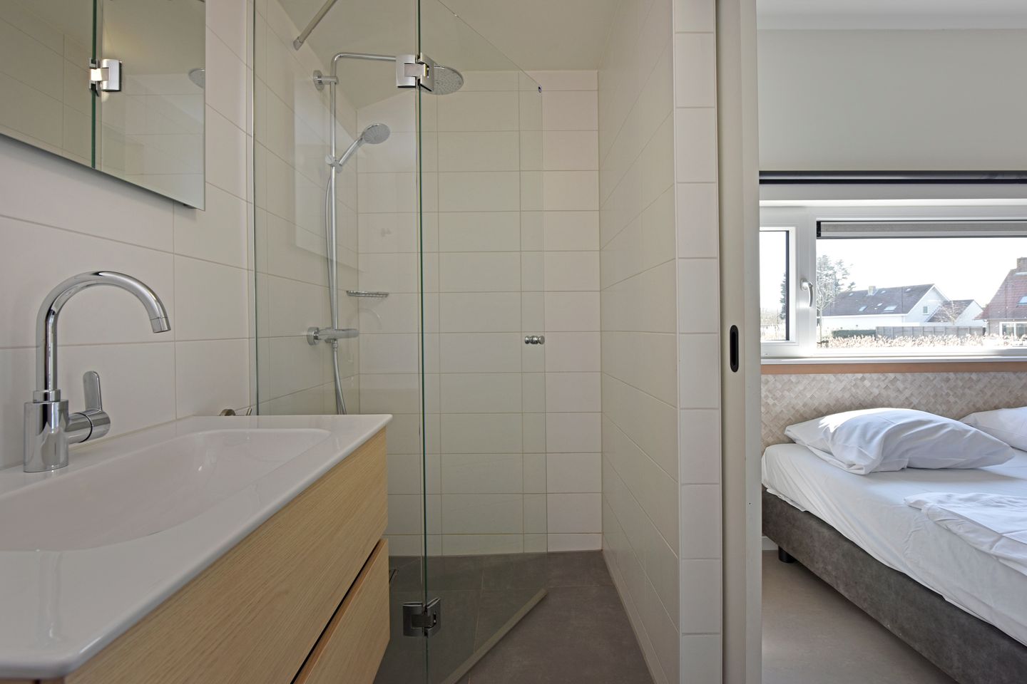 Foto 10 van Nieuwesluisweg 1-A728