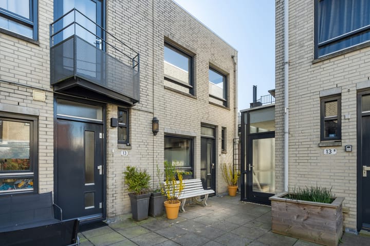 Foto 1 van Rozemarijnstraat 13-A