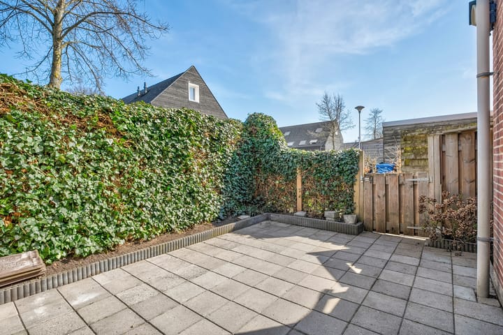 Foto 8 van Van Hallware 41