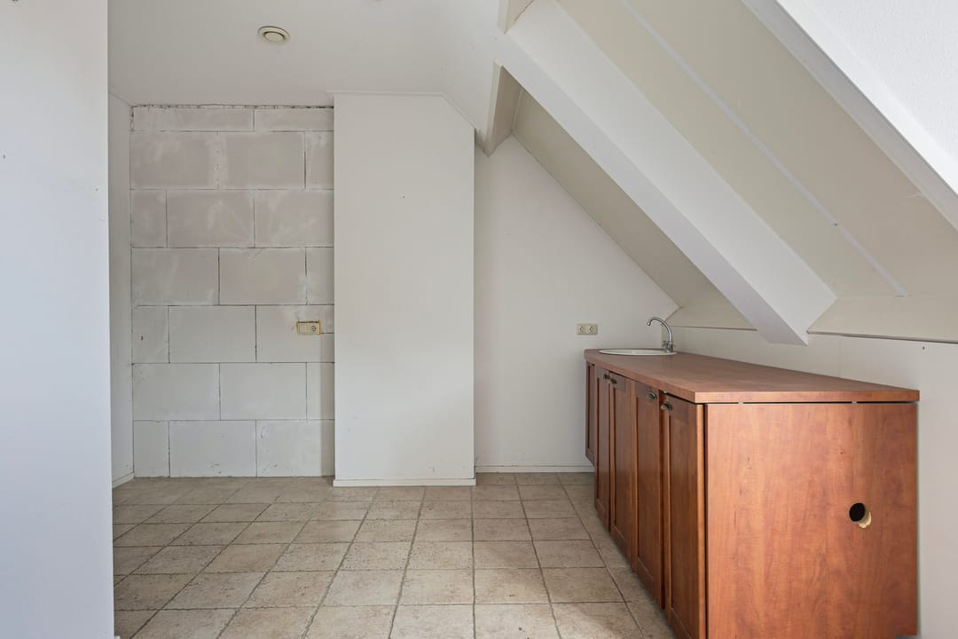 Photo 13 of Raadhuisplein 25