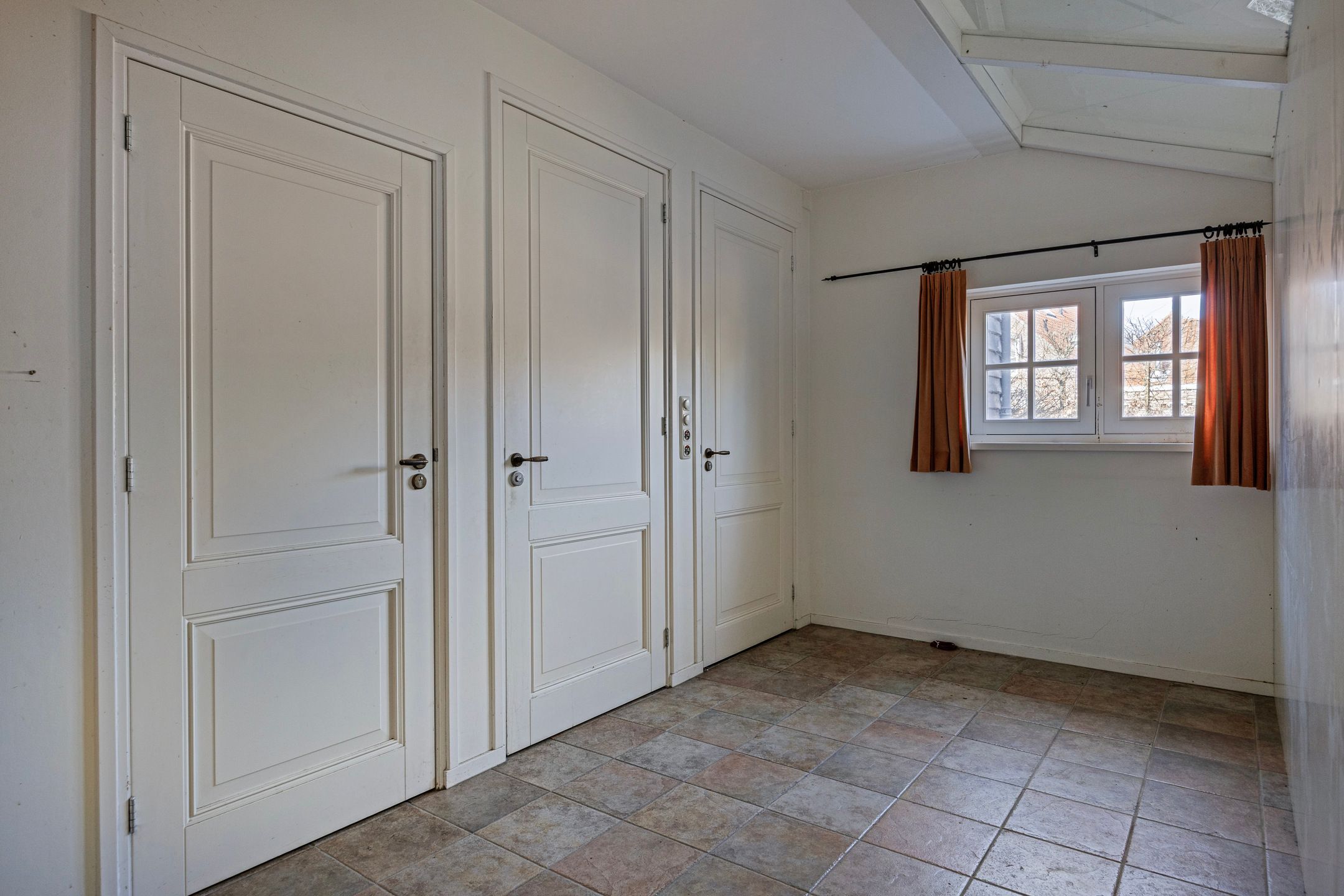 Photo 24 of Raadhuisplein 25