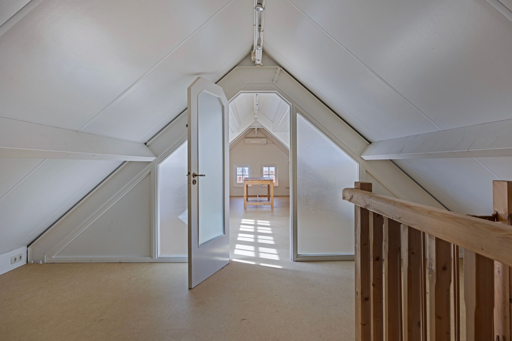 Photo 27 of Raadhuisplein 25