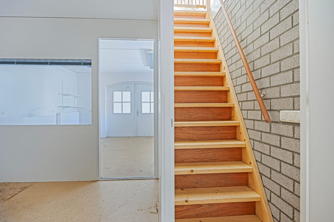 Photo 38 of Raadhuisplein 25