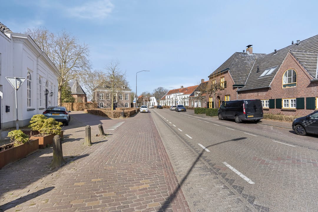 Photo 58 of Raadhuisplein 25