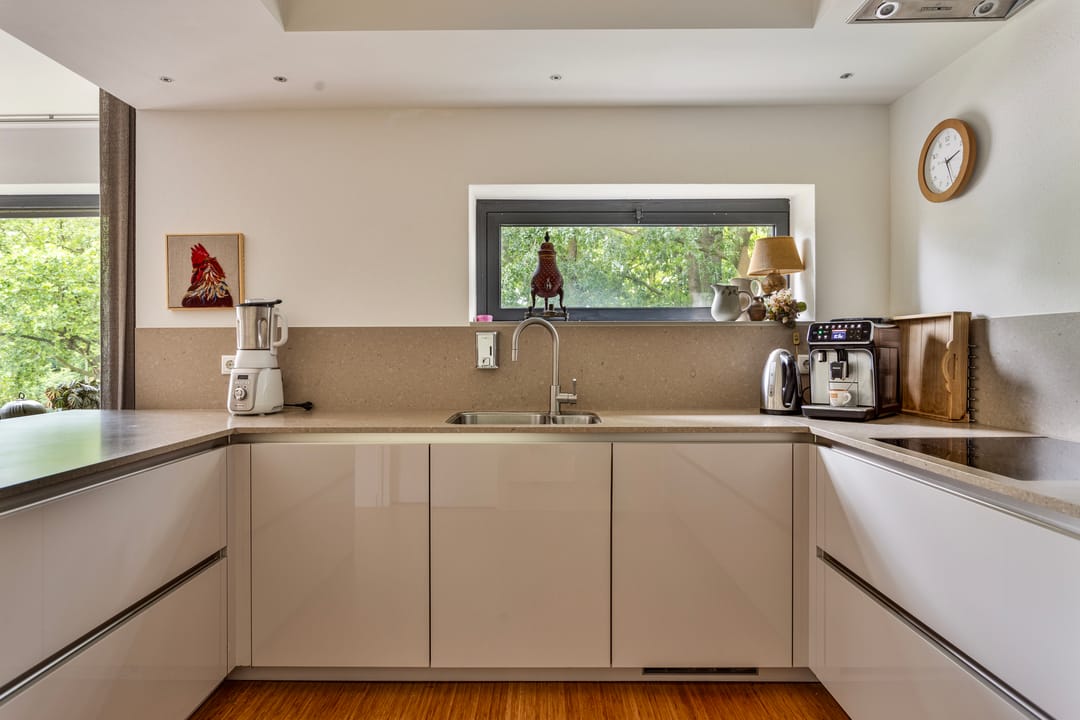 Foto 16 van J.W. Racerstraat 85