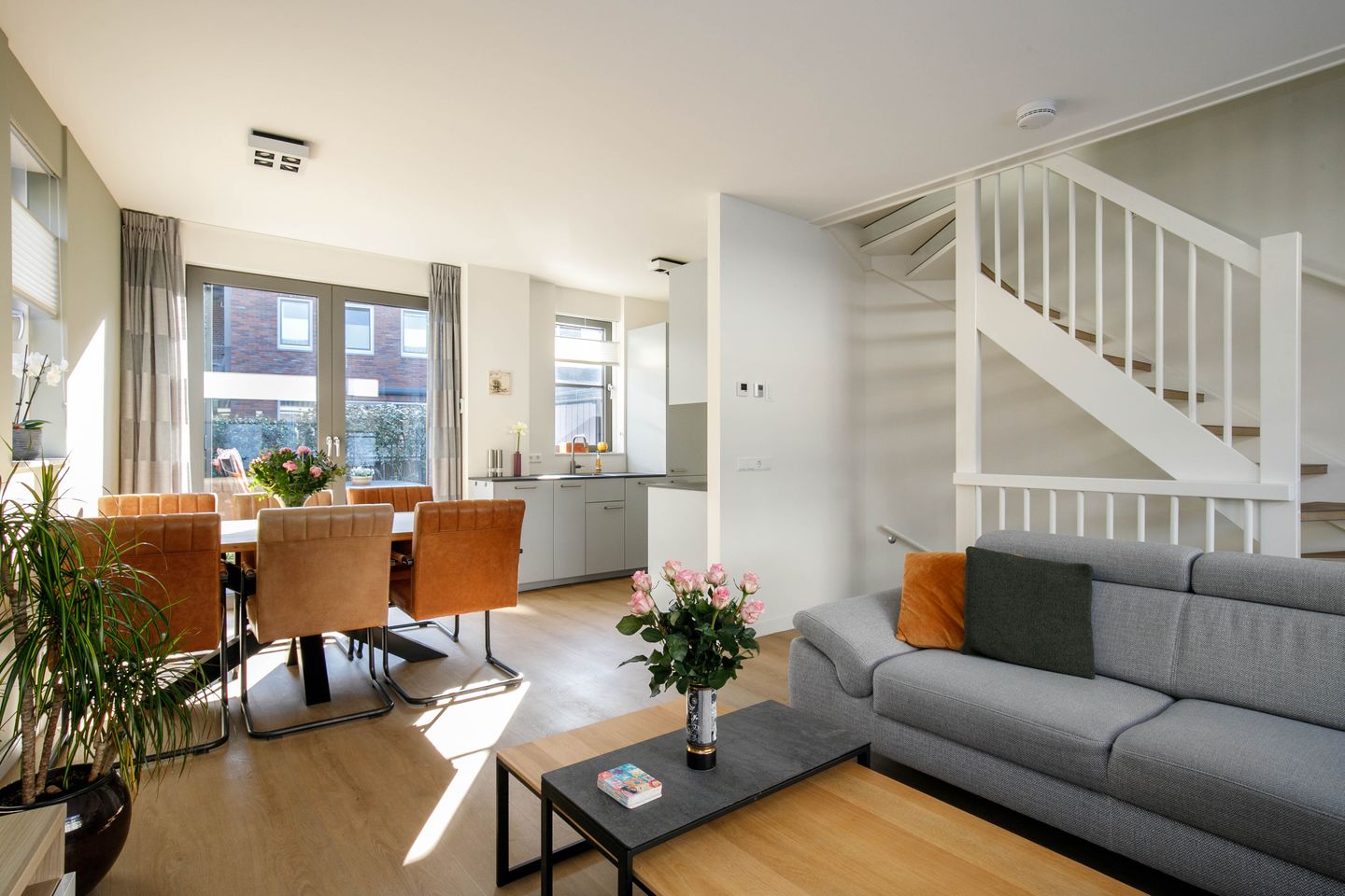 Foto 14 van Molenstraat 13