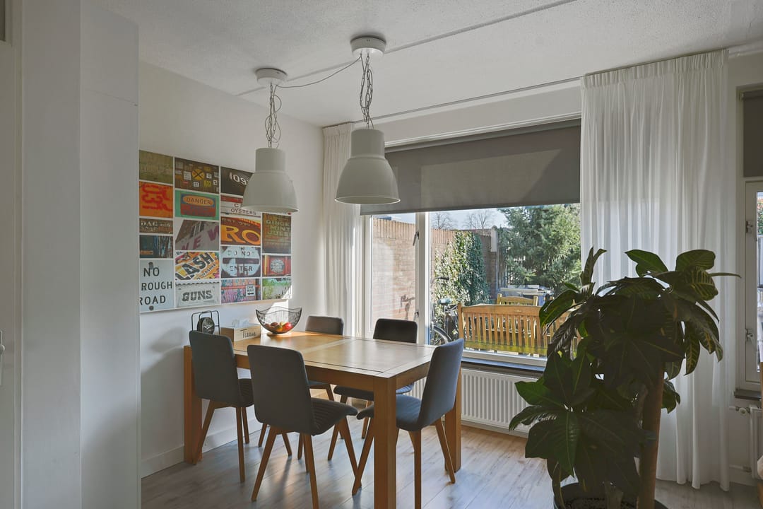 Foto 8 van Debussystraat 3