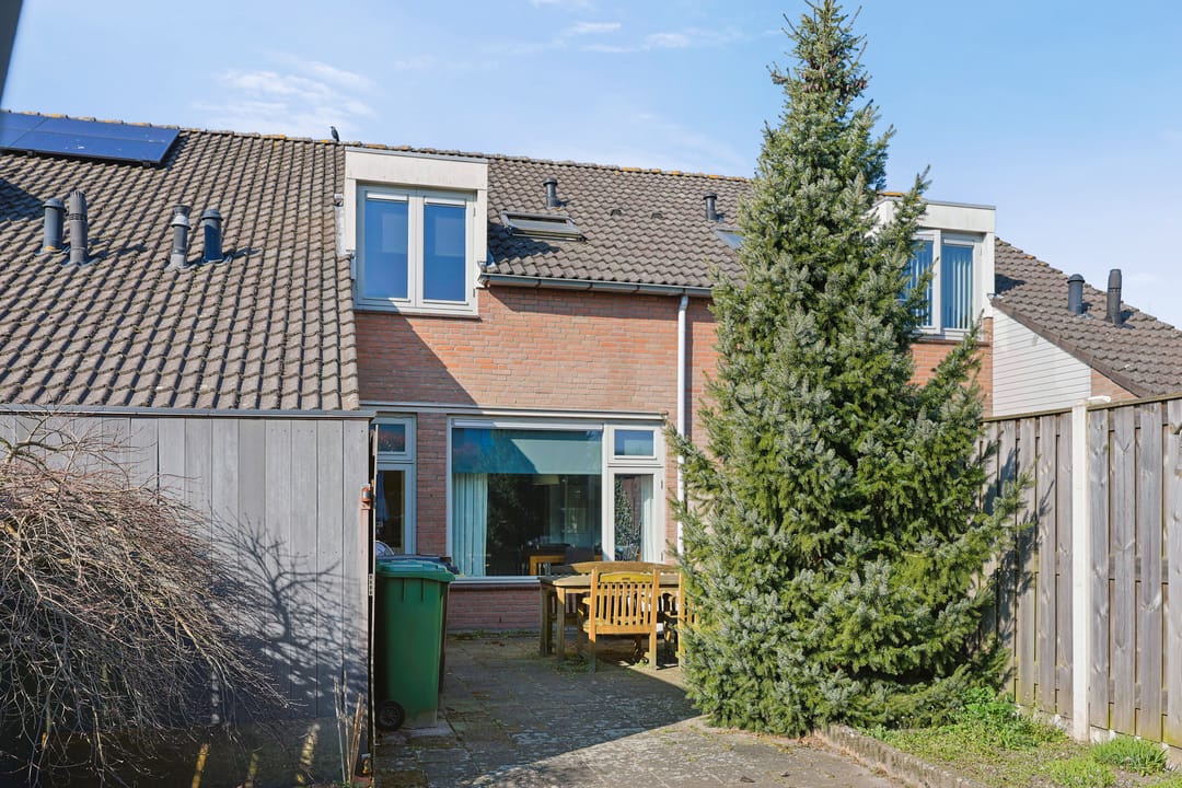 Foto 22 van Debussystraat 3