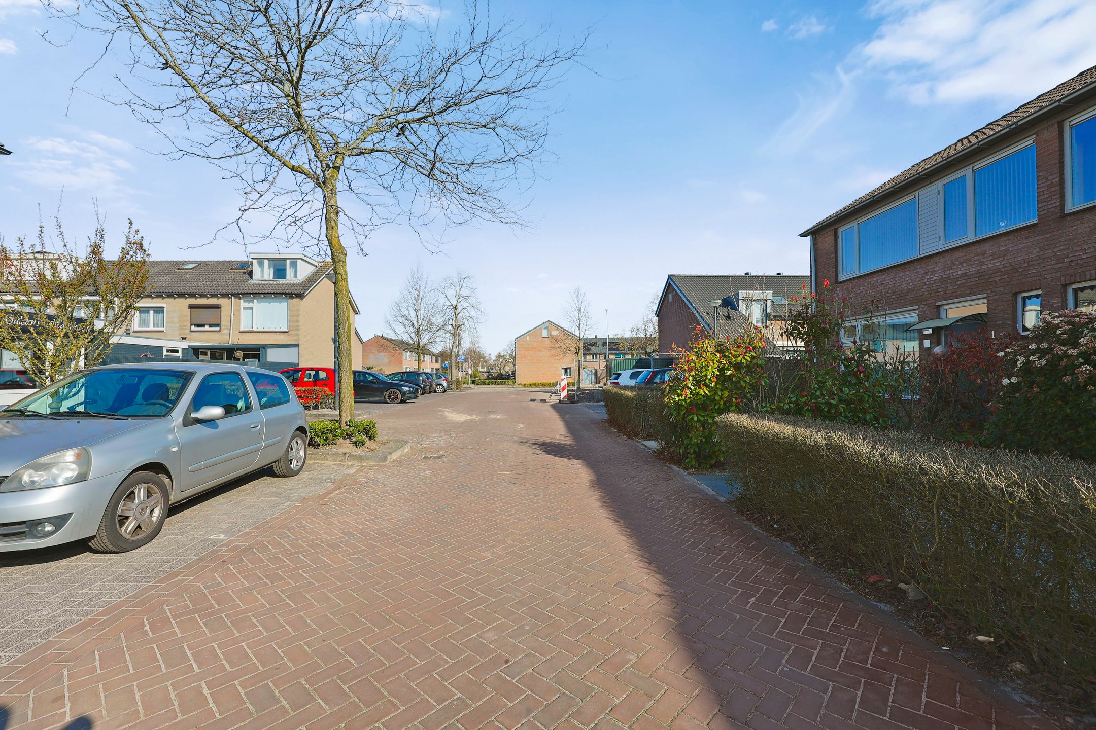 Foto 24 van Debussystraat 3