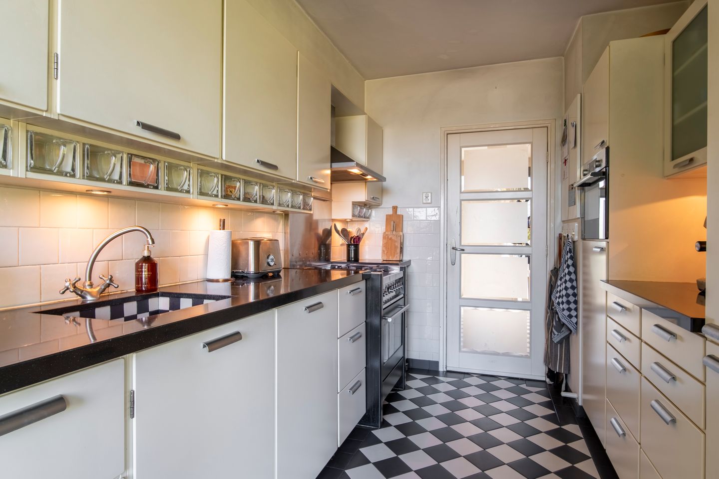 Foto 14 van Irenelaan 38