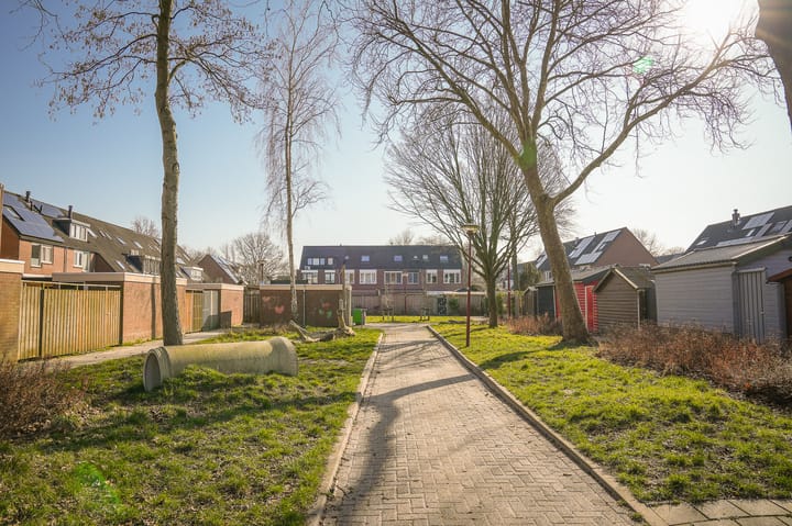 Foto 29 van Moerbeigaarde 15