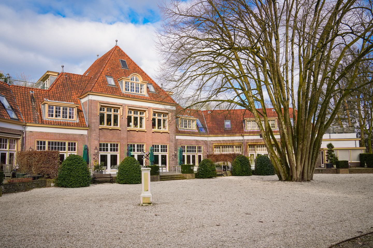 Photo 1 of Badhuislaan 29