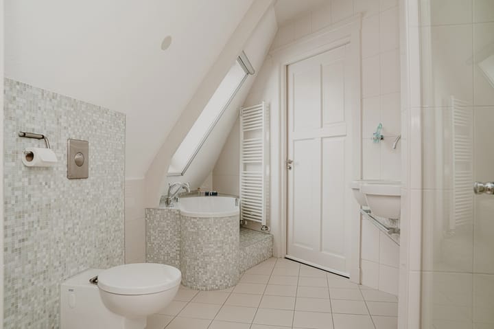 Photo 22 of Badhuislaan 29