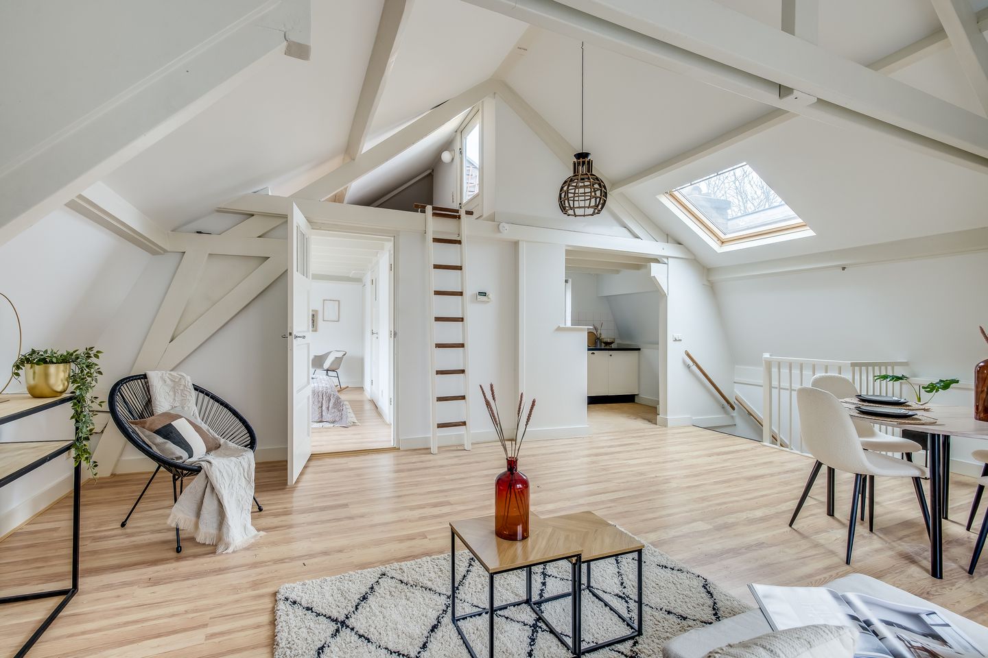 Foto 10 van Lange Nieuwstraat 96-B