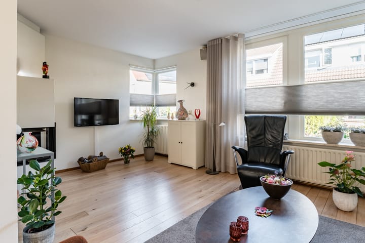 Foto 2 van Hogestuift 6