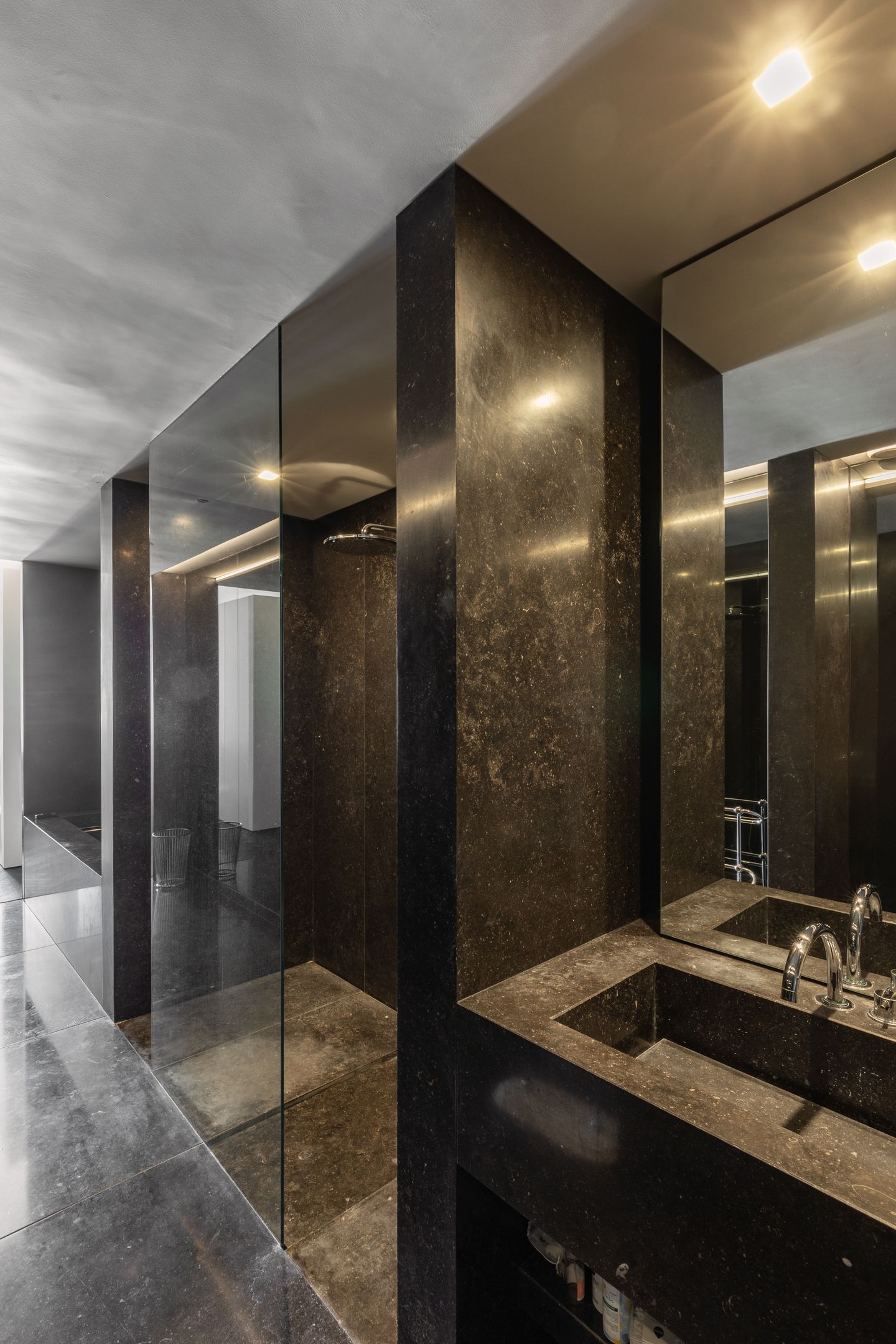 Foto 19 van Nieuwezijds Voorburgwal 56-D