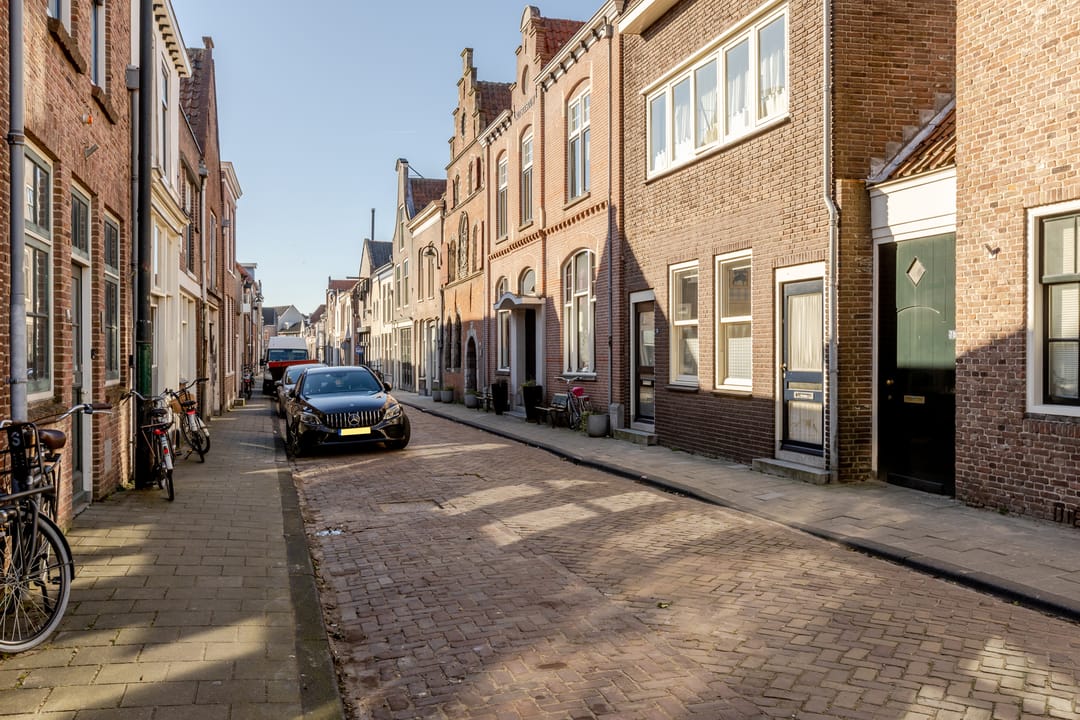 Photo 1 of Koestraat 74