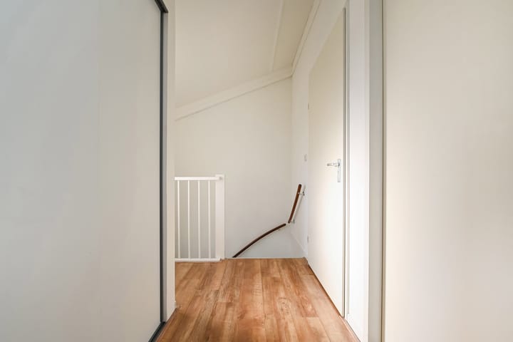 Foto 24 van Neogotiekhof 27