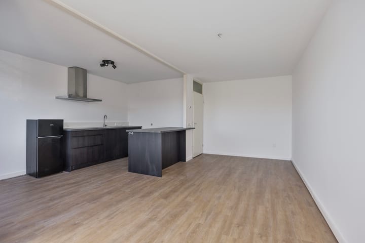 Foto 9 van Marga Klompéstraat 37