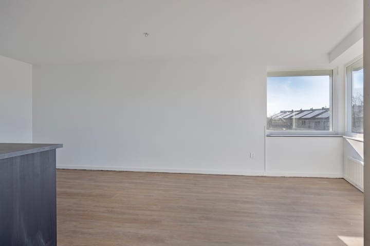 Foto 11 van Marga Klompéstraat 37