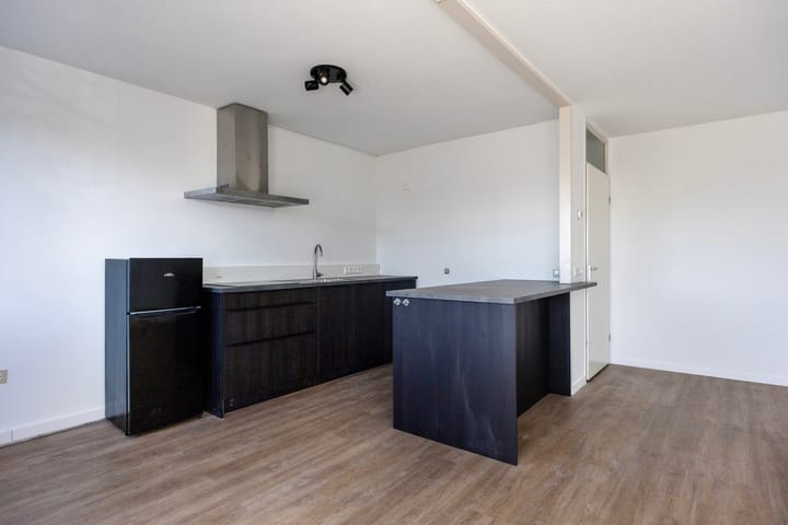 Foto 12 van Marga Klompéstraat 37