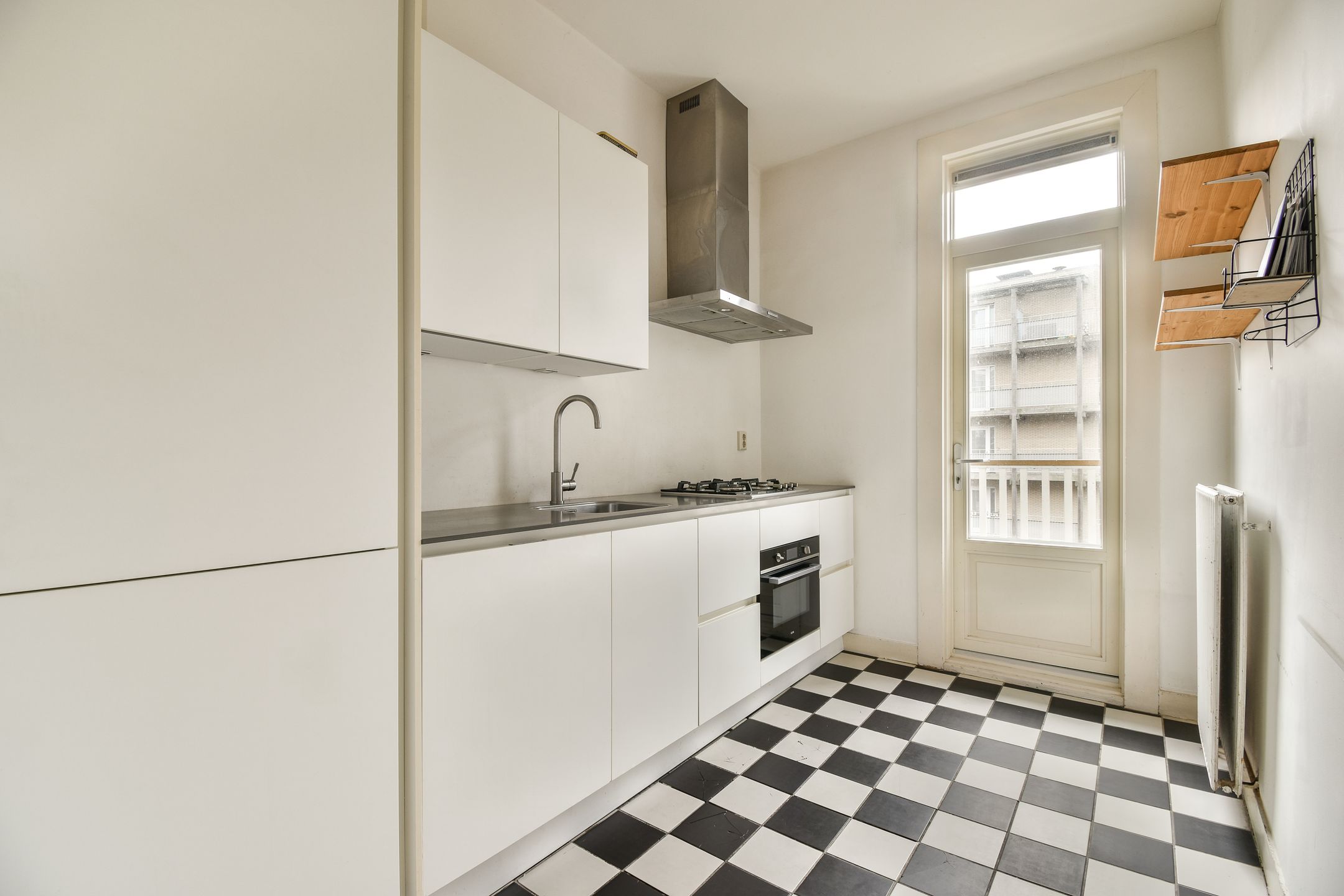 Foto 9 van Jacob Catskade 49-2