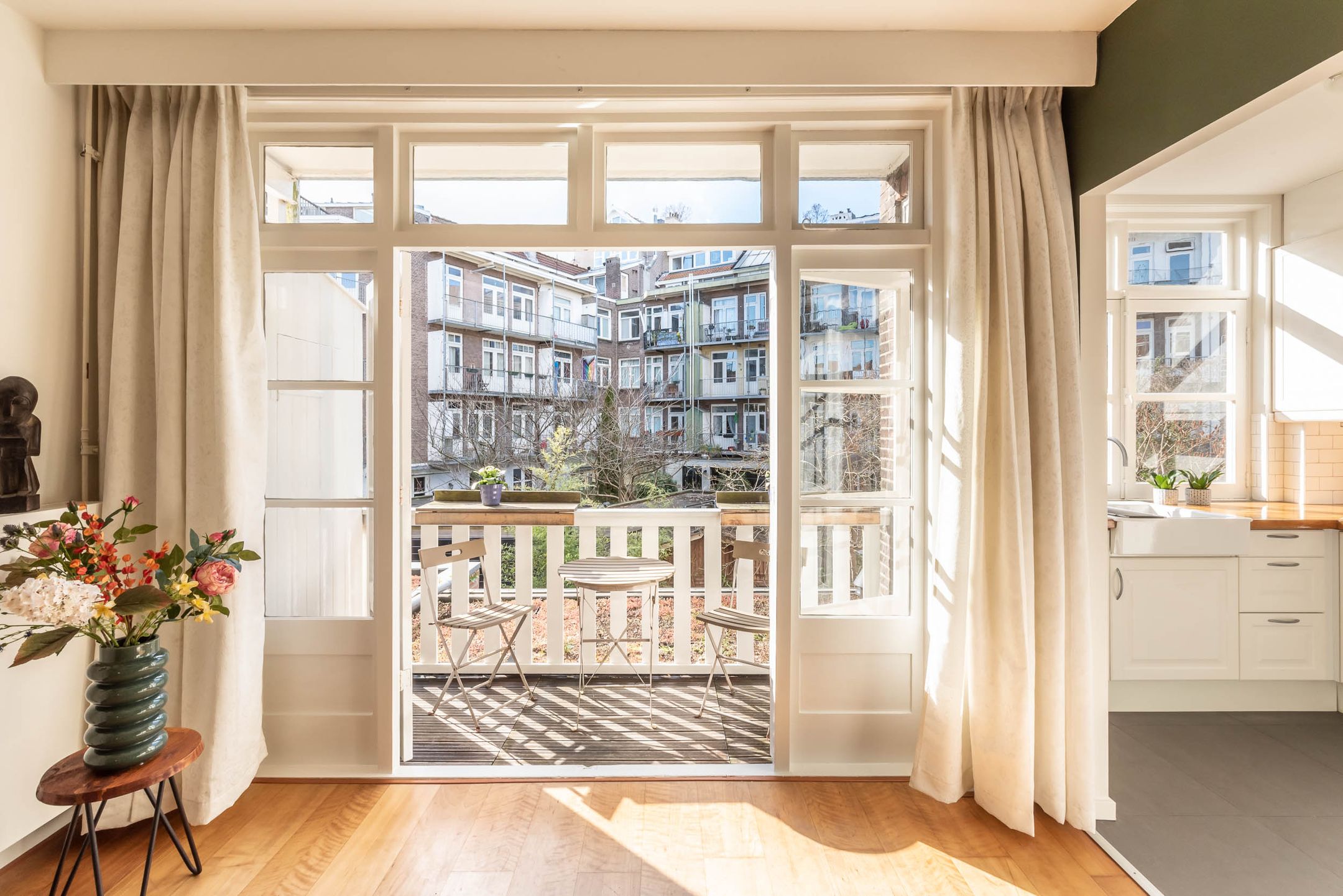 Foto 12 van Woubruggestraat 14-1