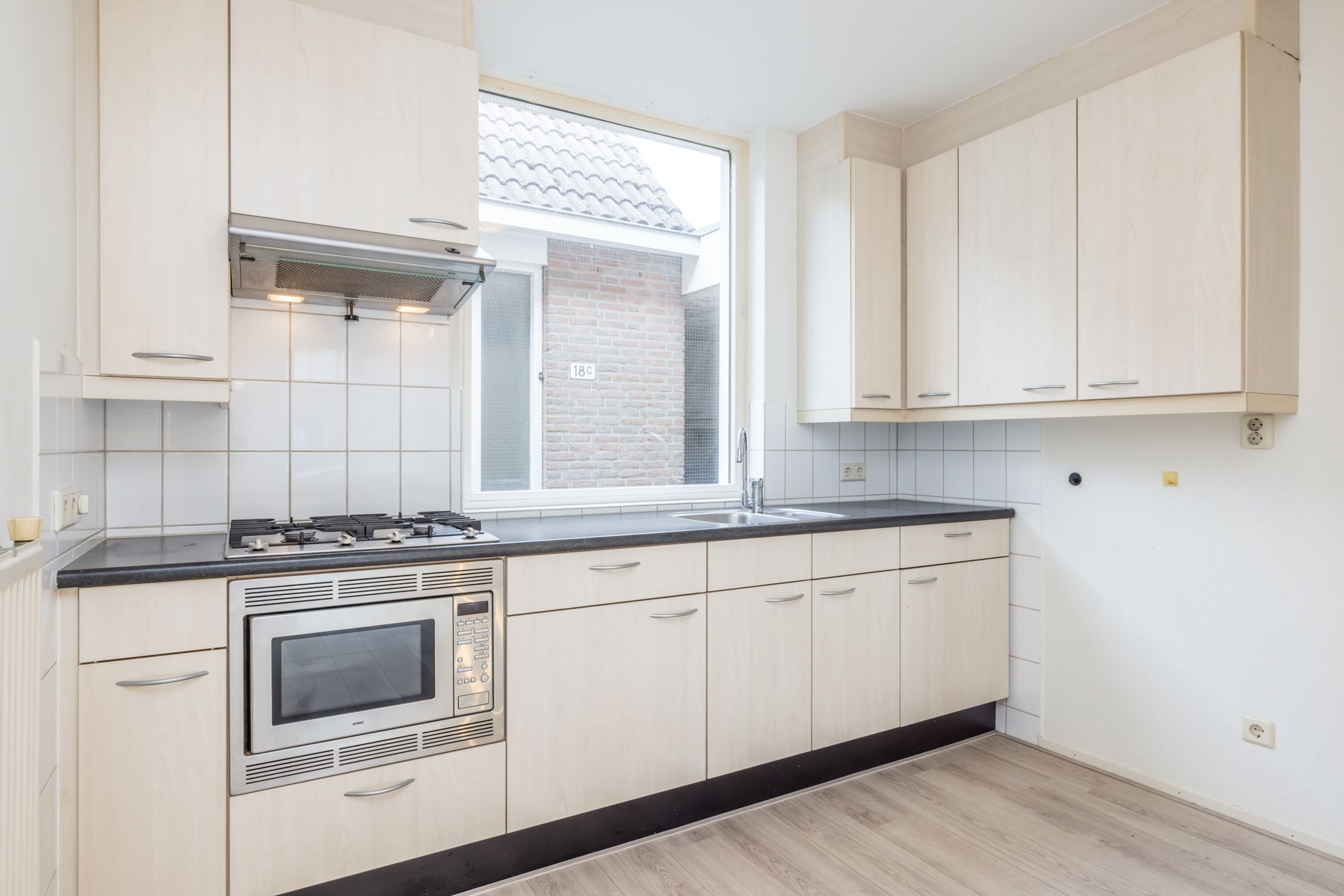 Foto 12 van Maastrichter Grachtstraat 18-D