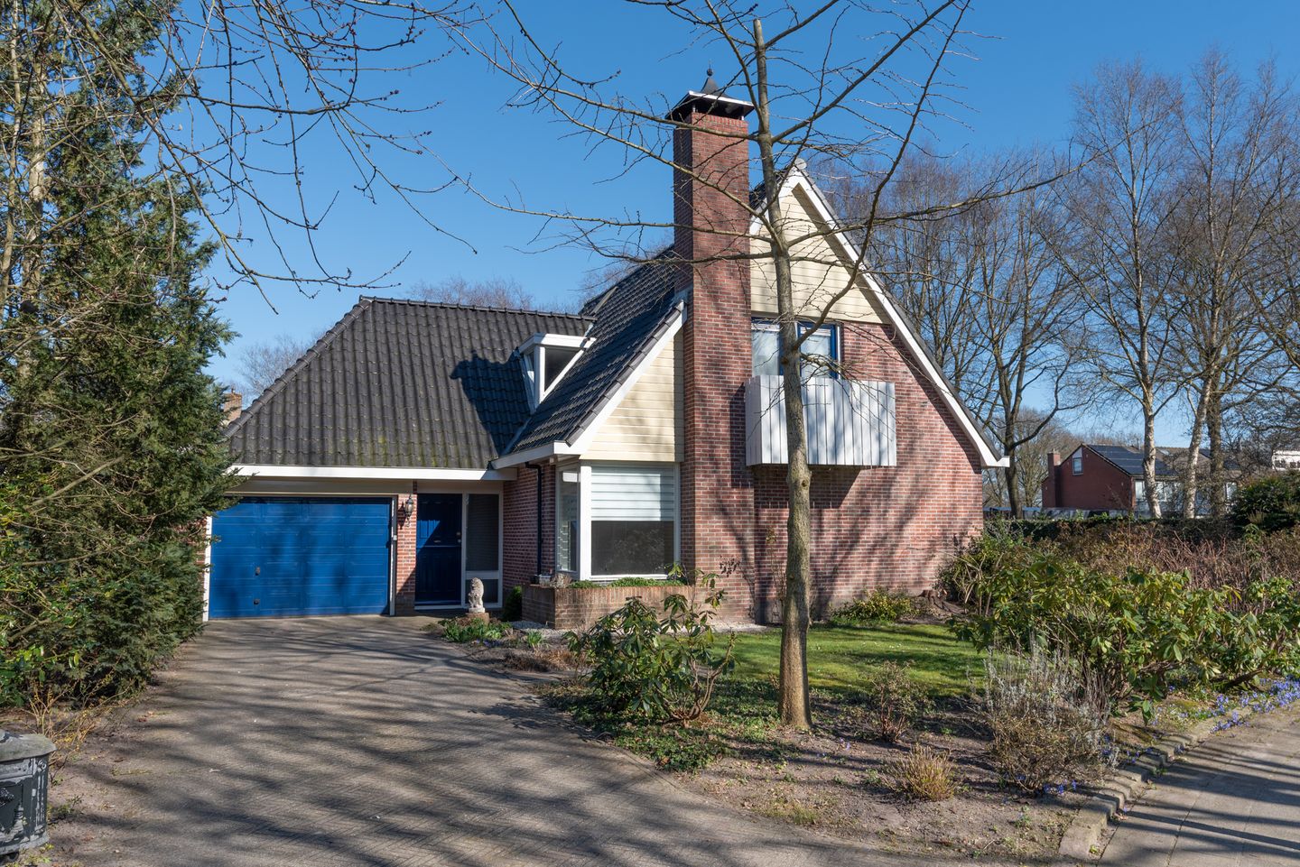 Gentiaan 2 main image