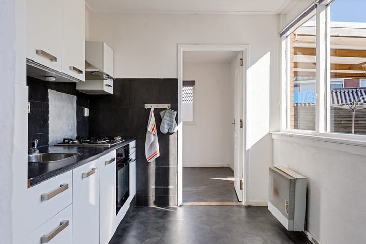 Foto 3 van R. Bouwmanstraat 2