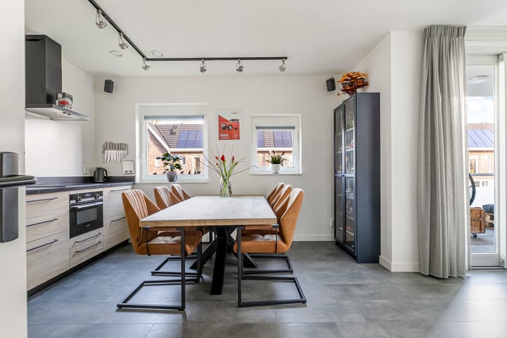 Foto 8 van Reelaan 28